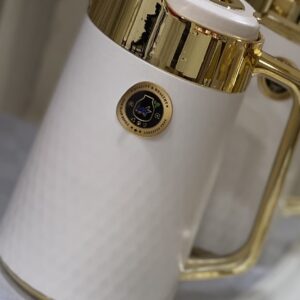 Un thermo café noire